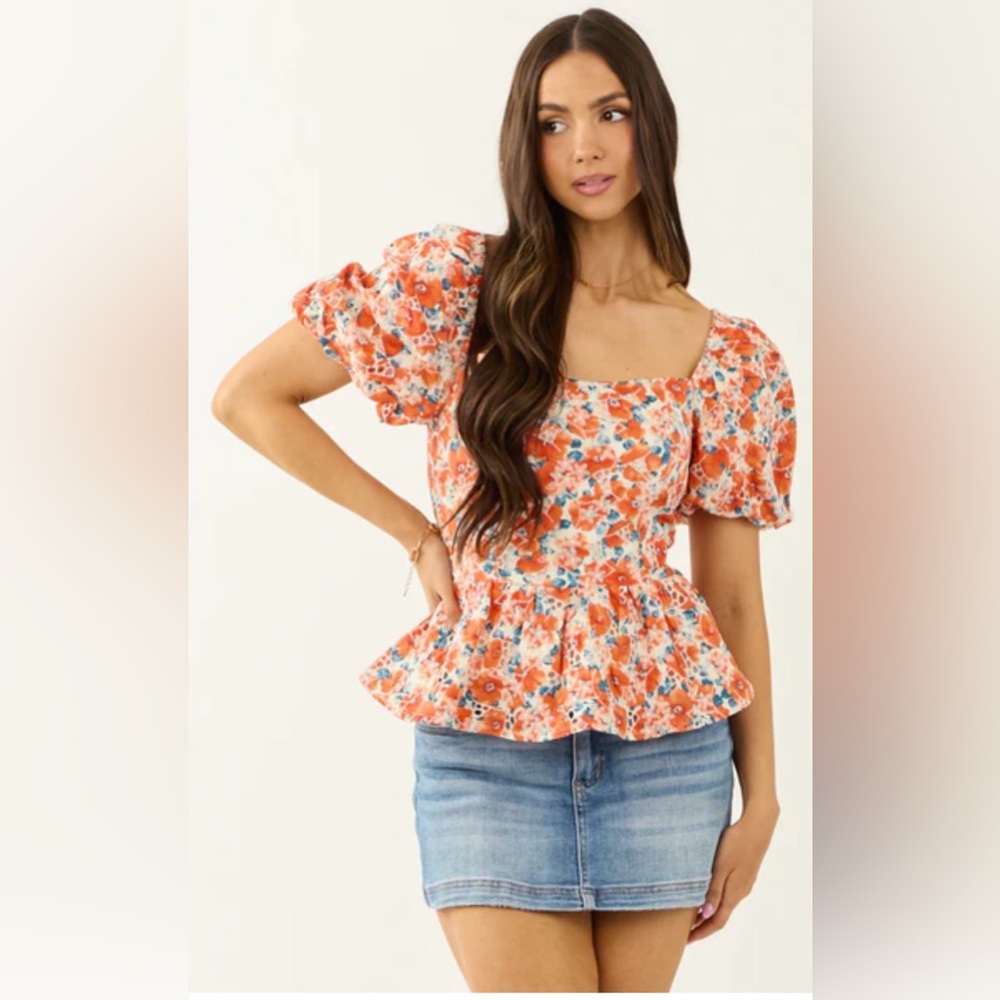 Lovelo Fire Floral Print Short Puff Sleeve Cotton Top